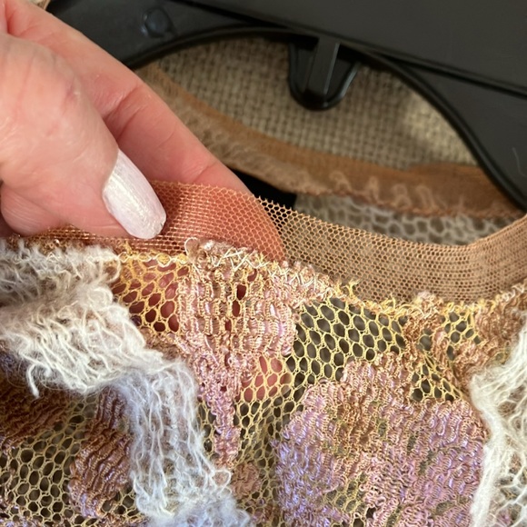 Versace sweater - Picture 8 of 9